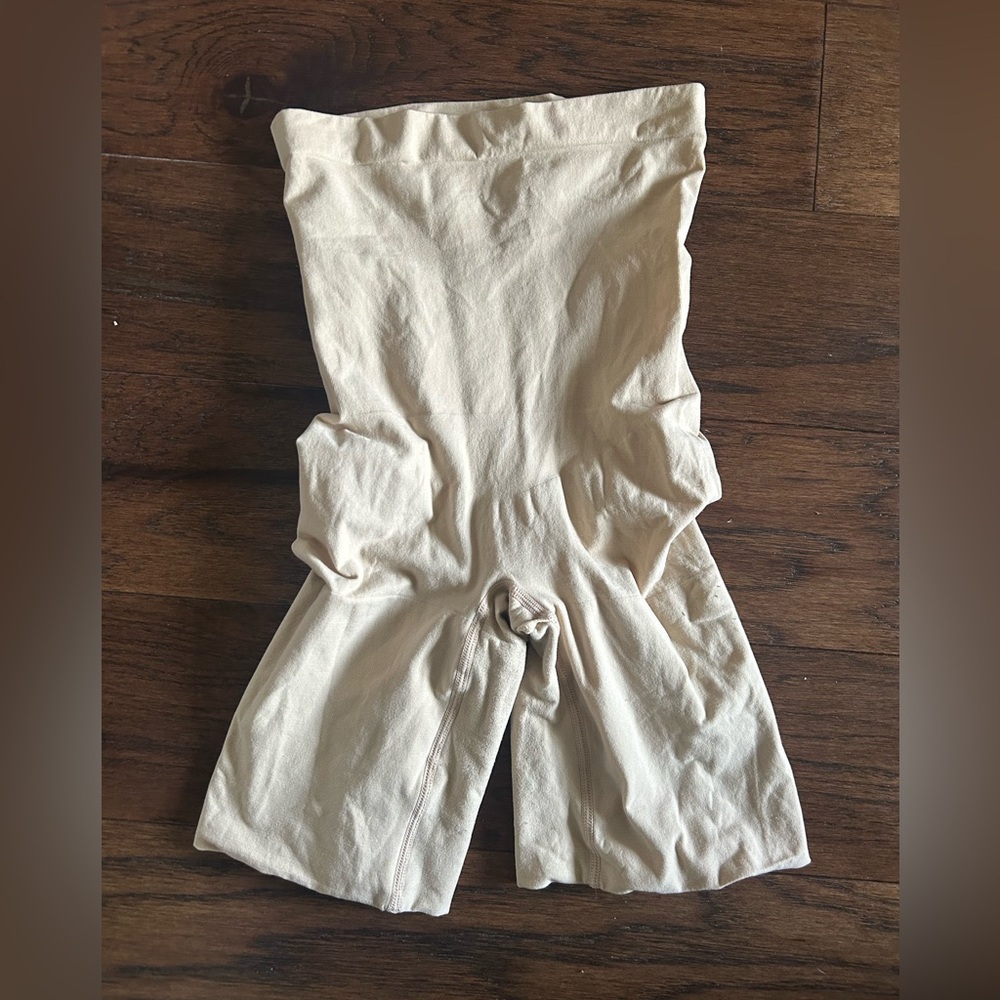 SPANX Cream Shapewear High-Waisted Mid-Thigh Short